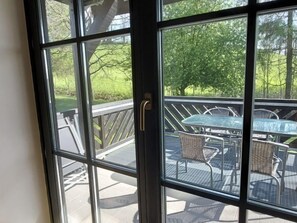 تناول الطعام