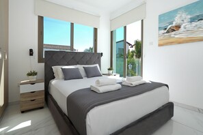 4 chambres, fer et planche à repasser, accès Internet, draps fournis