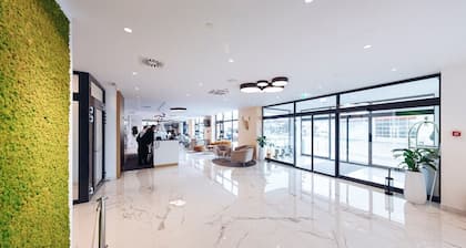 Antunovic Hotel East