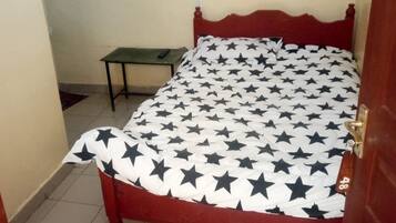 Phòng đơn | Bàn, truy cập Internet không dây miễn phí, bộ trải giường