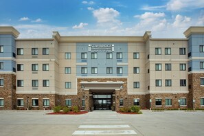 Exterior - Staybridge Suites Ames by IHG (Ames)