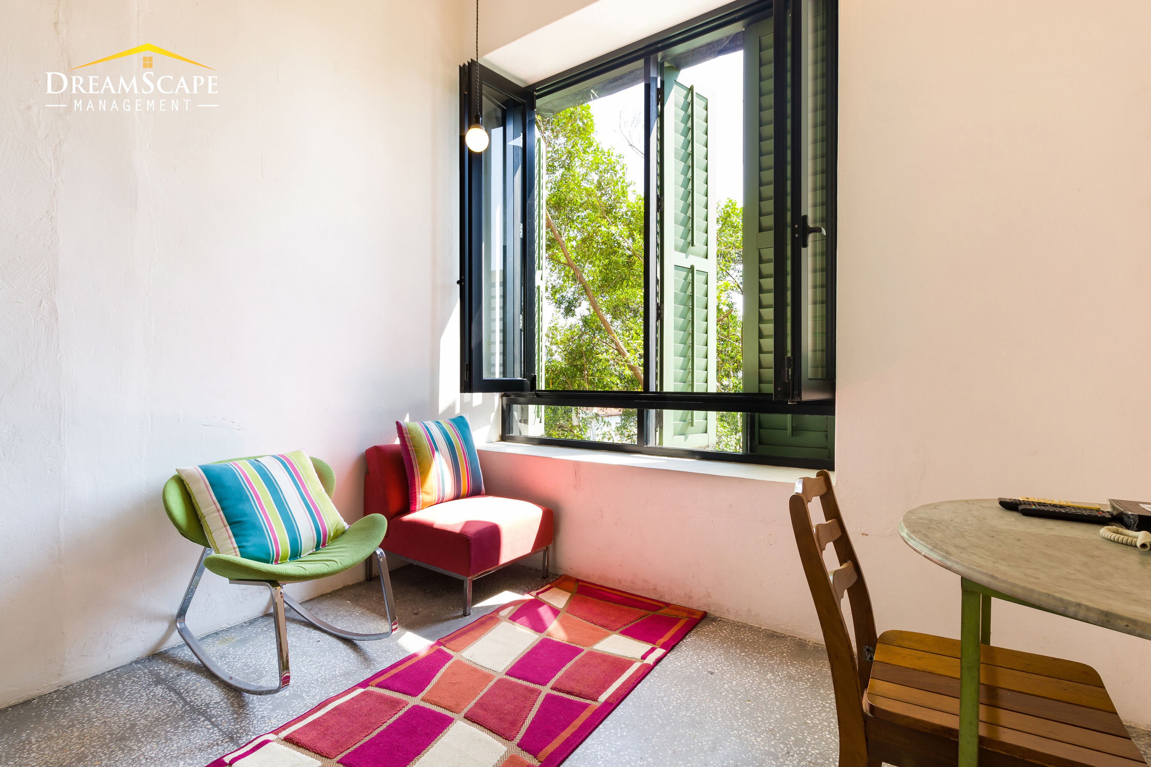 Deluxe Room (Queen) | Ruang tamu