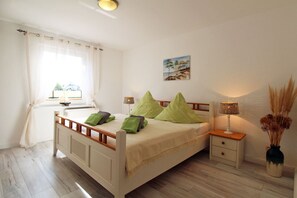 1 Schlafzimmer, Bügeleisen/Bügelbrett, Reisekinderbett, kostenloses WLAN