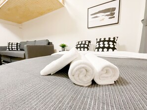 Studio with Balcony 304, Non Smoking | Desk, iron/ironing board, free WiFi, bed sheets - OUCHI HOTEL Otemachi (Hiroshima)