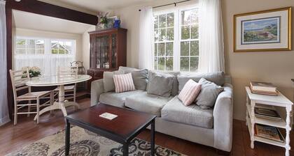 Walk To Beaches, Main Street, and Harbor. 1BR Cottage. Quiet Area. Captain Gosnold Village 16B