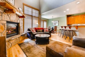 TV, fireplace, DVD player