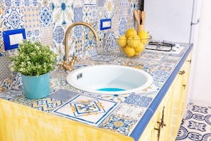 Dusche, Haartrockner, Bidet, Handtücher