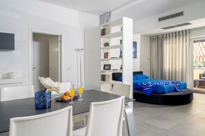 3 Schlafzimmer, Zimmersafe, Schreibtisch, Bügeleisen/Bügelbrett