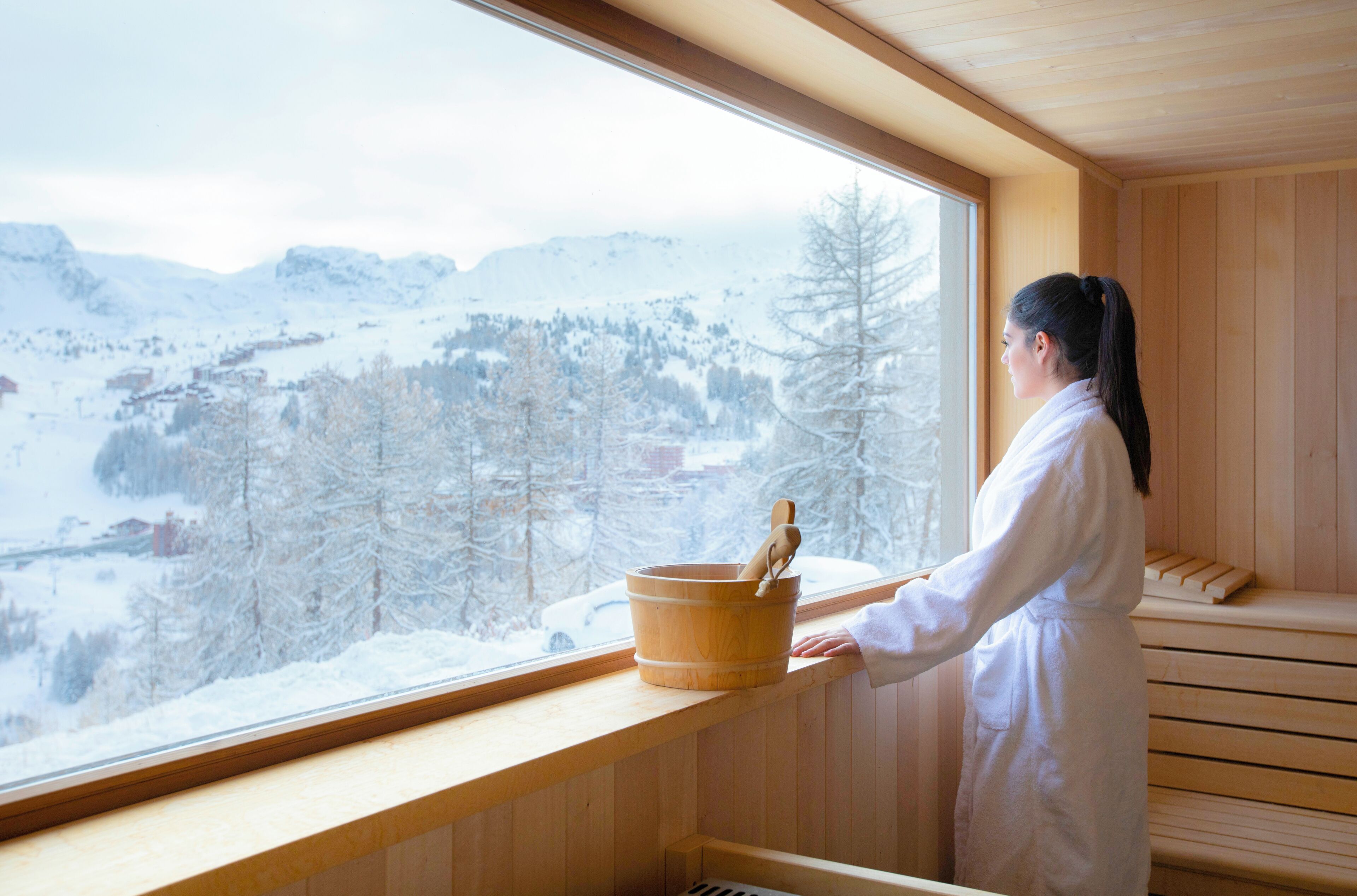 3 treatment rooms, massages