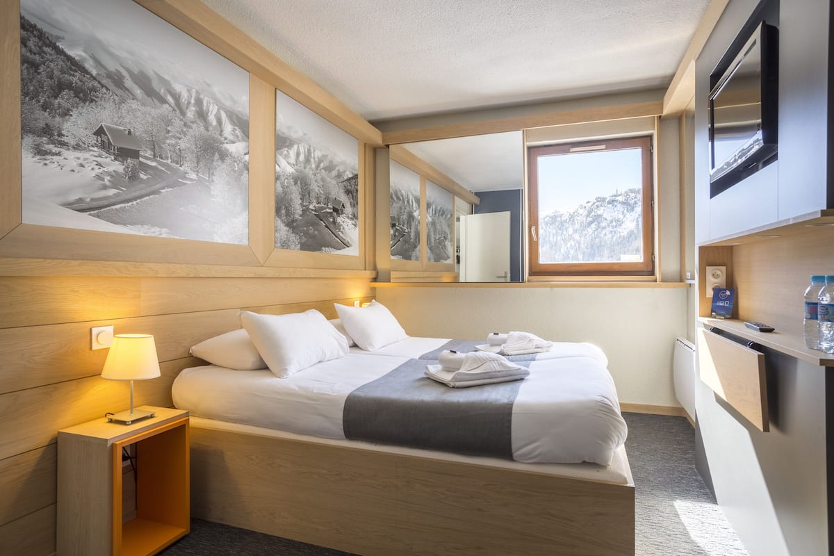 1 bedroom, in-room safe, individually decorated, individually furnished