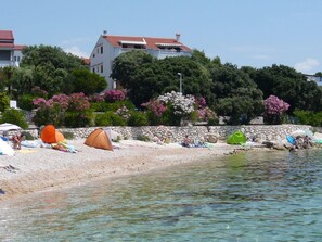 On the beach - Holiday apartment "Mia" with view of the water (Mandre)