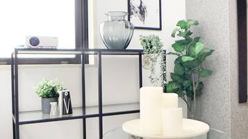 Estúdio, sacada (403) | Escrivaninha, ferros/tábuas de passar roupa, Wi-Fi de cortesia