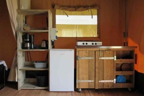 Family Tent | Private kitchenette