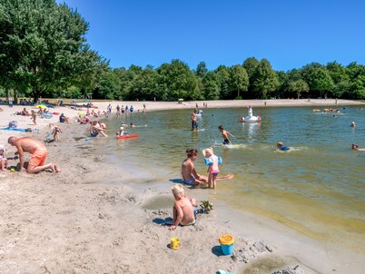 사파리텐트 앳 캠핑 헨드릭스 비이케