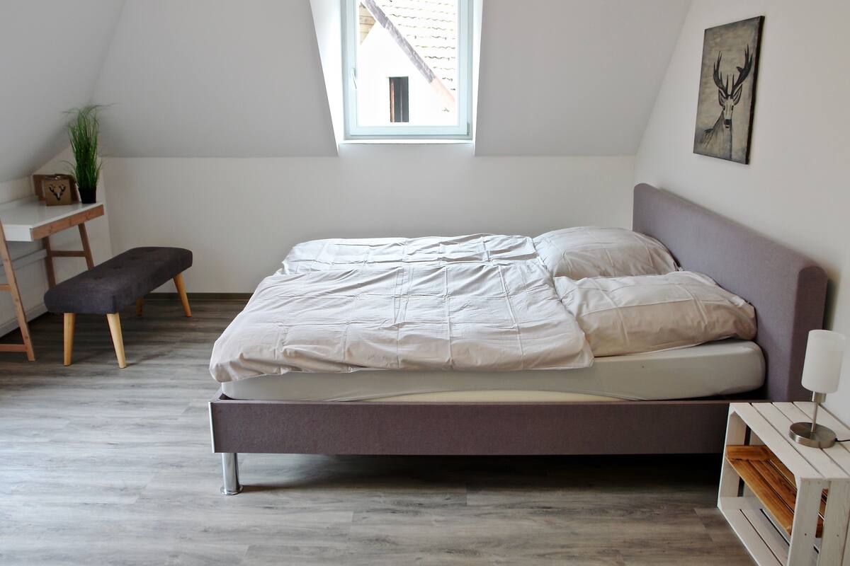 1 dormitorio, decoración individual, wifi gratis y ropa de cama
