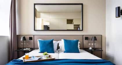 JOIVY Spacious 1-bed Apt nearby Time Out Market &subway