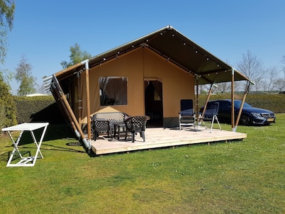 Safaritent at Vakantiepark De Tien Heugten