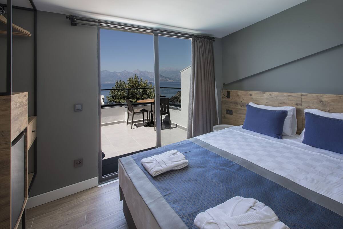 luxury double room | 1 bedroom, egyptian cotton sheets, premium bedding, down duvets