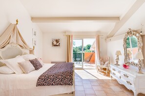 Suite, terrazzo (Louisiane) | Cassaforte in camera, con stile personalizzato