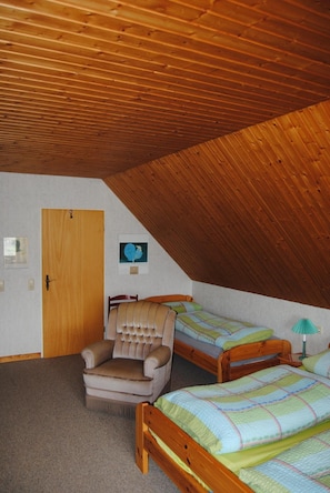 1 bedroom, iron/ironing board, WiFi