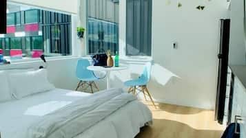 Bügeleisen/Bügelbrett, WLAN, Bettwäsche