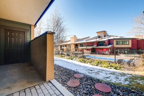 Exterior - Intimate condo with fireplace, washer/dryer, outdoor pool & hot tub (Steamboat Springs)