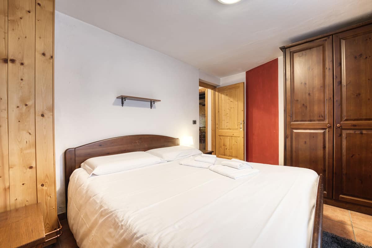 Appartement, 2 slaapkamers (Ronco 2) | 2 slaapkamers, een bureau, babybedden, gratis wifi