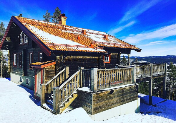 Barnesenger (inkludert) og wi-fi (inkludert)