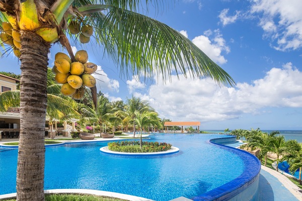 House, 4 Bedrooms | Pool