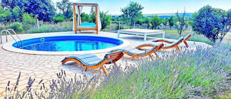 Utomhuspool