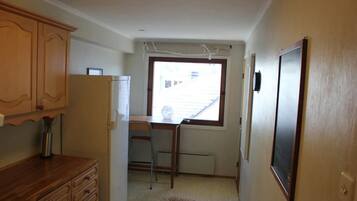 Appartement | Privékeuken | Een koelkast, een oven, een kookplaat, een vaatwasser