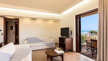 Apartment, 2 Bedrooms, Sea View | Individually decorated, individually furnished, desk, soundproofing