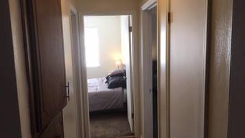 2 makuuhuonetta, Wi-Fi, vuodevaatteet