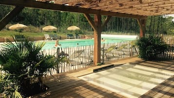 Piscine extérieure, piscine chauffée