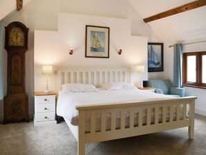 3 bedrooms, free WiFi, bed sheets