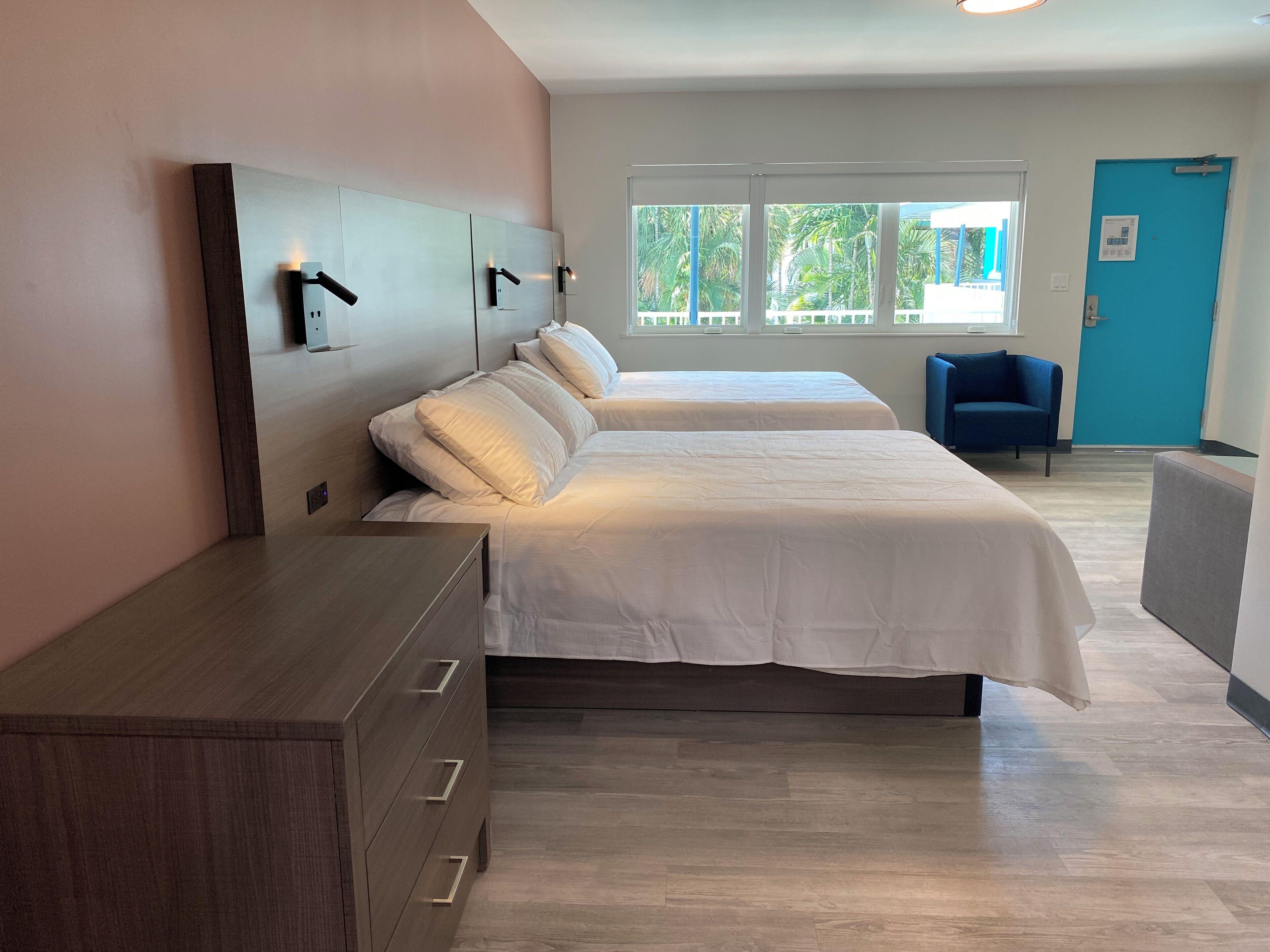 junior studio suite | 1 bedroom, in-room safe, iron/ironing board, free wifi