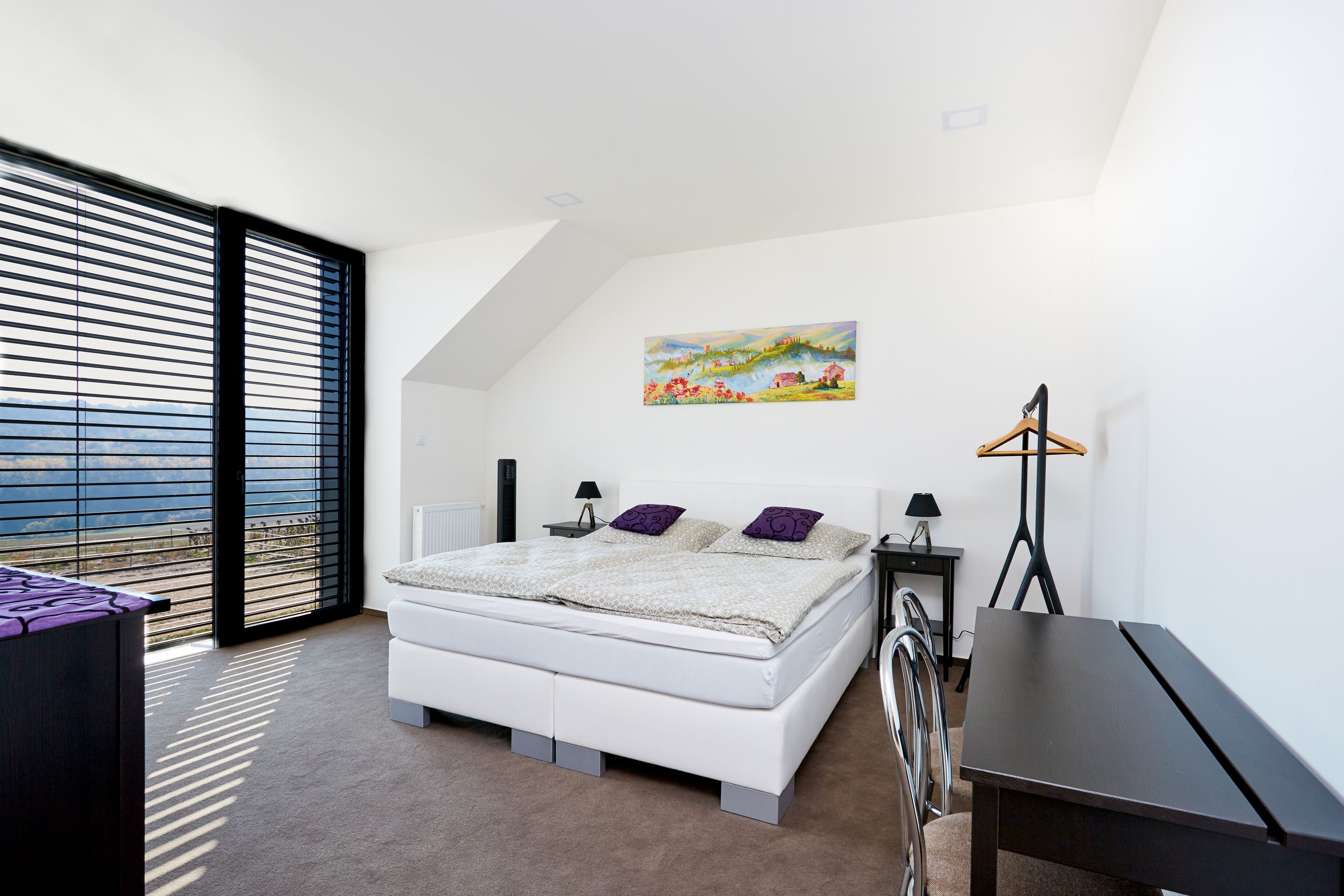 Deluxe Double Room | Desk, free WiFi, bed sheets