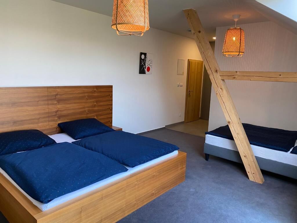 Panoramic fyrbäddsrum | Skrivbord, gratis wi-fi och sängkläder