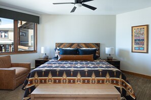 4 slaapkamers, een strijkplank/strijkijzer, wifi, beddengoed