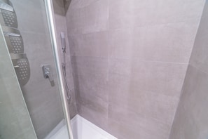 아파트, 침실 1개 | 욕실 샤워