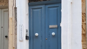 Property entrance - DZC - Casa Rooms (Valletta)