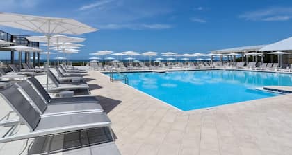 Watercolor Beach Luxury! Over 50 Five Star Reviews!