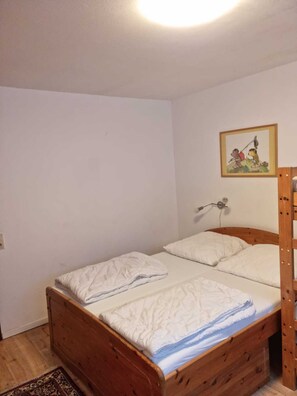2 bedrooms, travel crib, WiFi - U1, vacation apartment for up to 6 people (Kellenhusen (Ostsee))