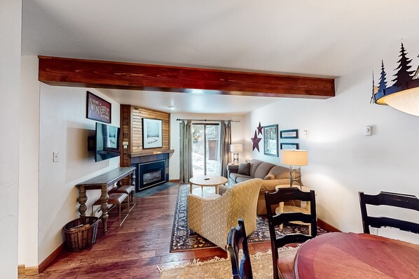 TV, fireplace, DVD player