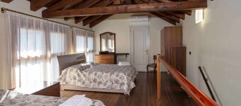 "CA' RAFFAELLO" lovely house near Venice