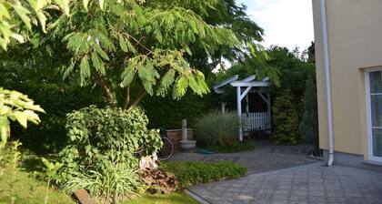 Holiday flat Florian 1 in district 21-Floridsdorf