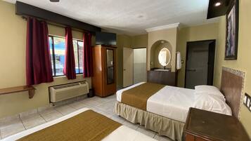 Triple Room | Individually furnished, blackout drapes, soundproofing, free WiFi