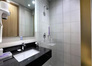 Room - Quest Prime Cikarang by Aston (Cikarang)