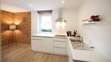 Fridge, dishwasher, toaster