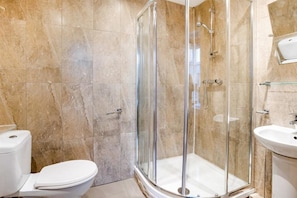 Bathroom - OYO Onslow Guest House (Glasgow)